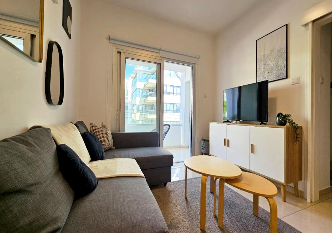 Phaedrus Living: City Centre Luxury Flat Esperidon 201 Nicosia Exterior photo
