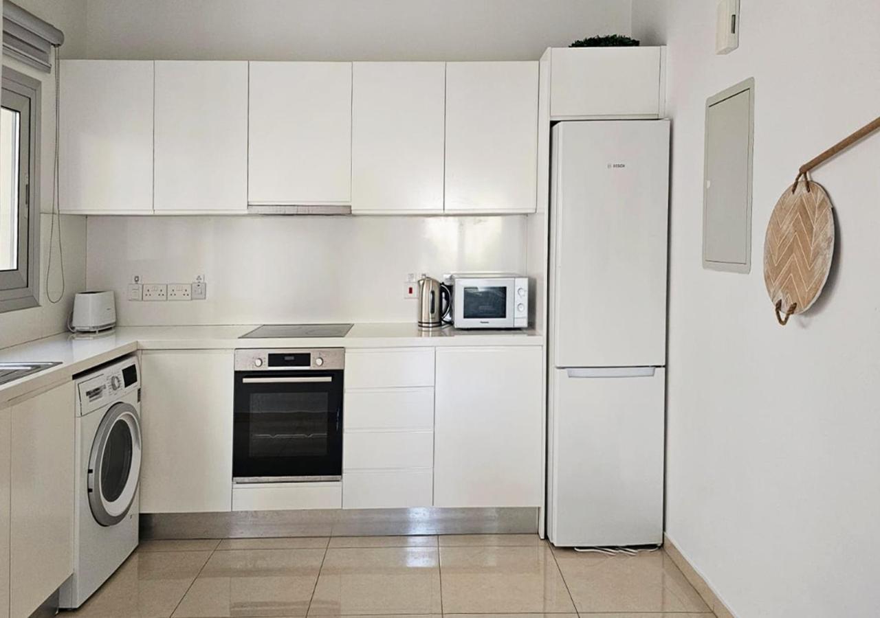 Phaedrus Living: City Centre Luxury Flat Esperidon 201 Nicosia Exterior photo