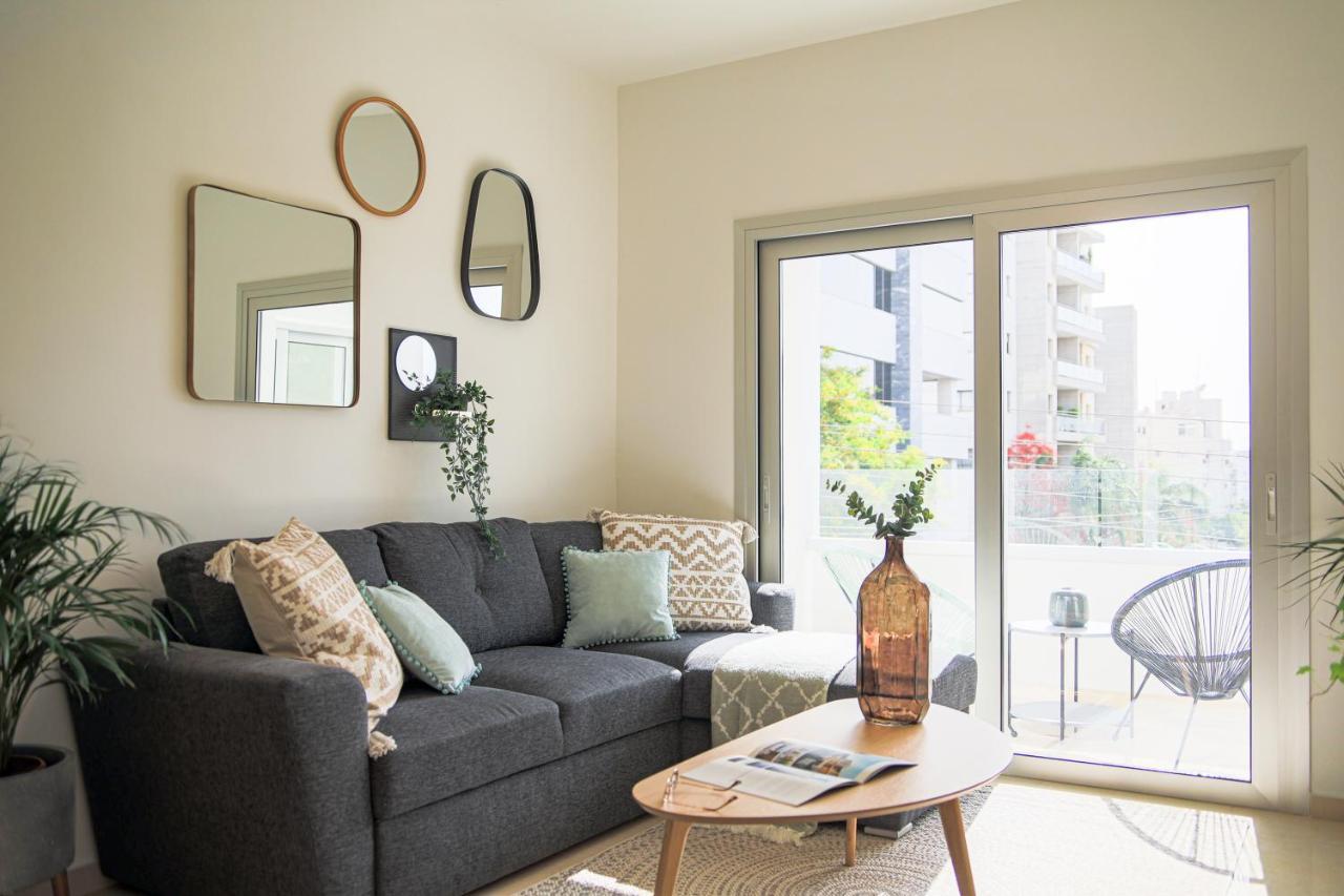 Phaedrus Living: City Centre Luxury Flat Esperidon 201 Nicosia Exterior photo
